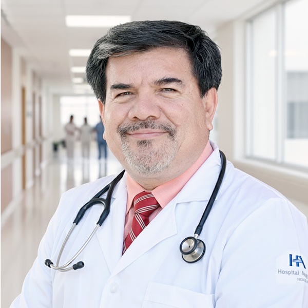 Perfil médico con presencia profesional real en MEDIKOS
